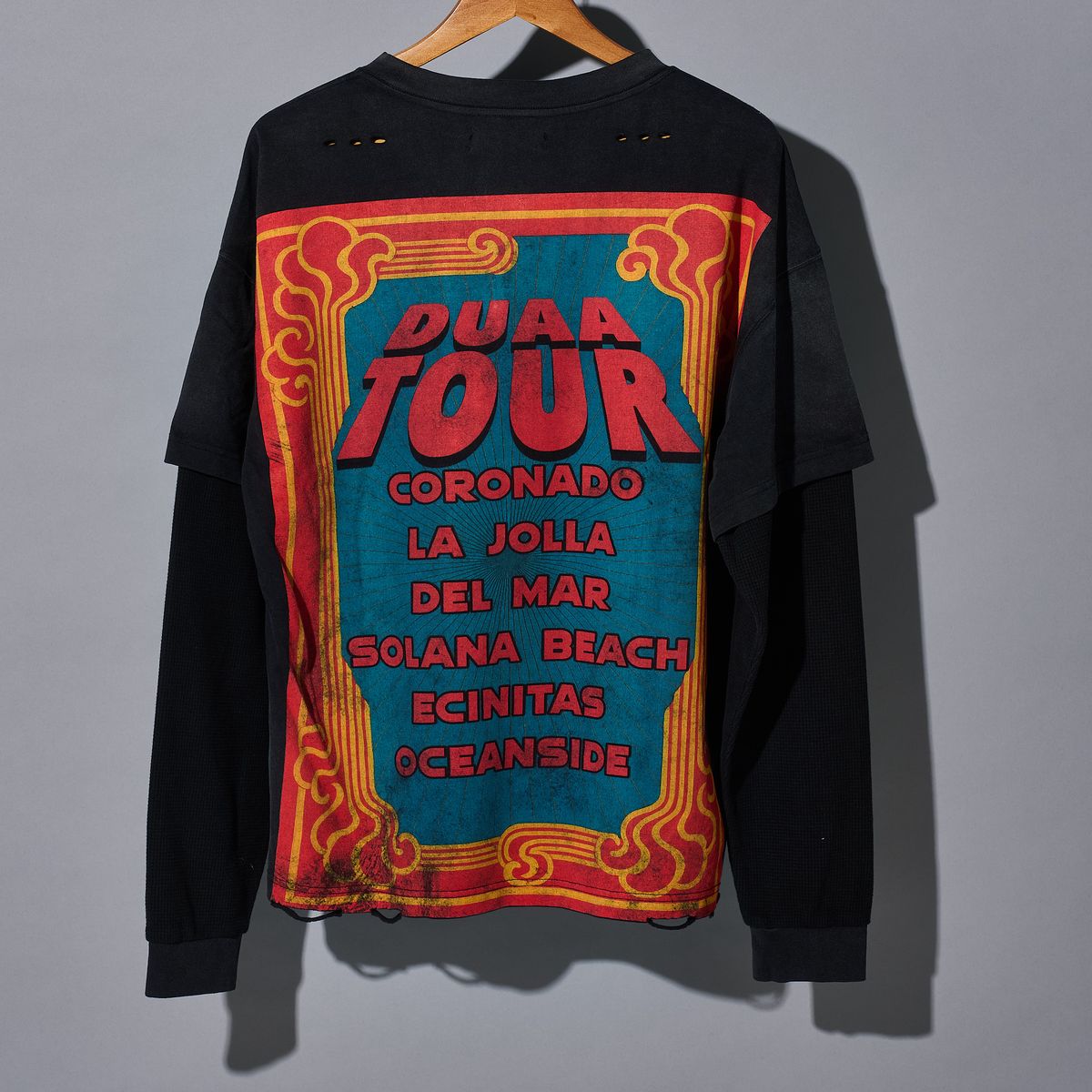 Duaa WORLD TOUR LS TEE SHIRT