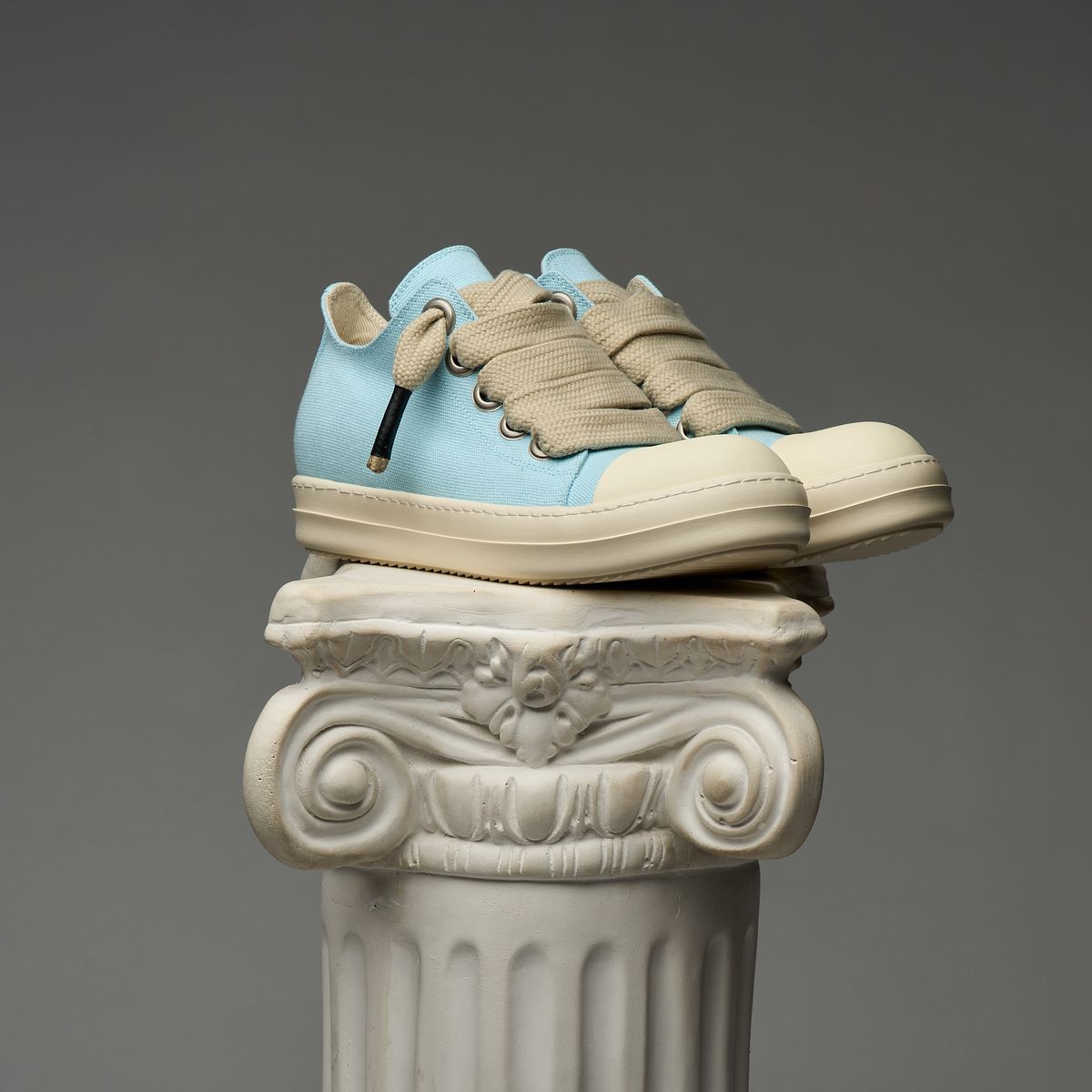 Salm 28 ‘Powder Blue’