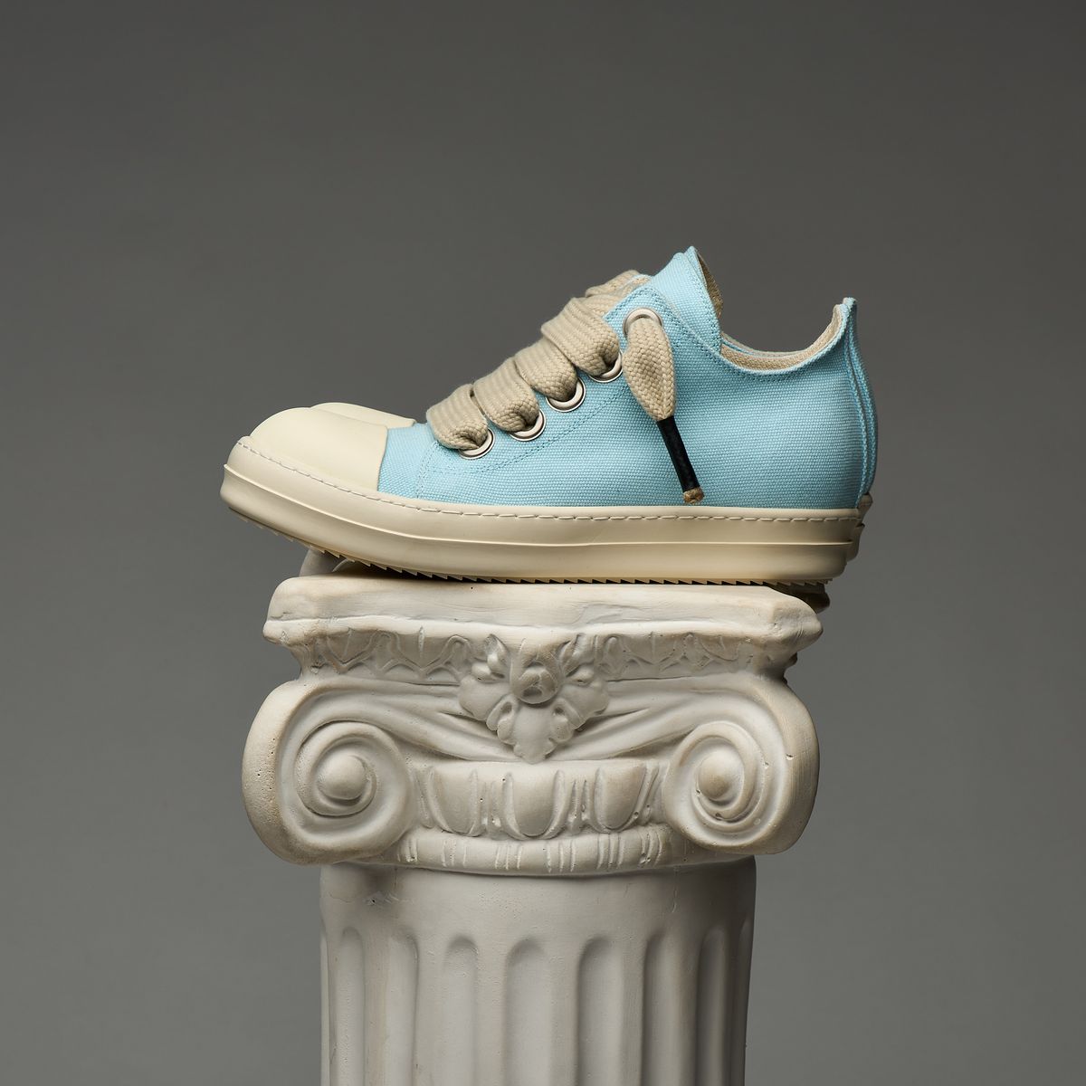 Salm 28 ‘Powder Blue’