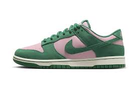 Nike Dunk Low 'Green/pink'