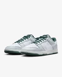 Nike Dunk 'Photon/Vint Green